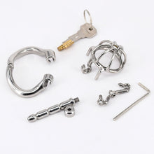 Carica l'immagine nel visualizzatore di Gallery, Male Chastity Device 1.73 inches long