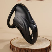 Carica l'immagine nel visualizzatore di Gallery, Black Punisher Chastity Device 6
