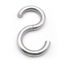 Carica l'immagine nel visualizzatore di Gallery, Chastity Magnetic Iron Ring – ring and adjustment details, gallery view 2