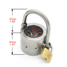Carica l'immagine nel visualizzatore di Gallery, Cock Ring Spikes Lock – locking components and key details, gallery view 6