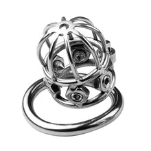 Carica l'immagine nel visualizzatore di Gallery, Painful Chastity Cage – product design details, gallery view 4 from the CAGINK product page