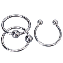 Carica l'immagine nel visualizzatore di Gallery, Penis Glans Ring – ring and adjustment details, gallery view 3 from the CAGINK product page