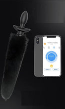 Carica l'immagine nel visualizzatore di Gallery, Shake Tail Shock Butt Plug