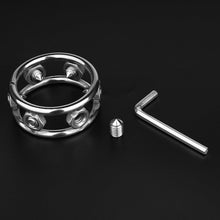 Carica l'immagine nel visualizzatore di Gallery, Steel Cock Ring – ring and adjustment details, gallery view 6 from the CAGINK product page