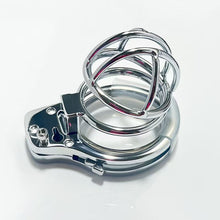 Carica l'immagine nel visualizzatore di Gallery, Handcuffs Style Metal Chastity Device 2
