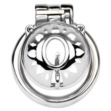 Carica l&#39;immagine nel visualizzatore di Gallery, Small Chastity Cage with PA-5

